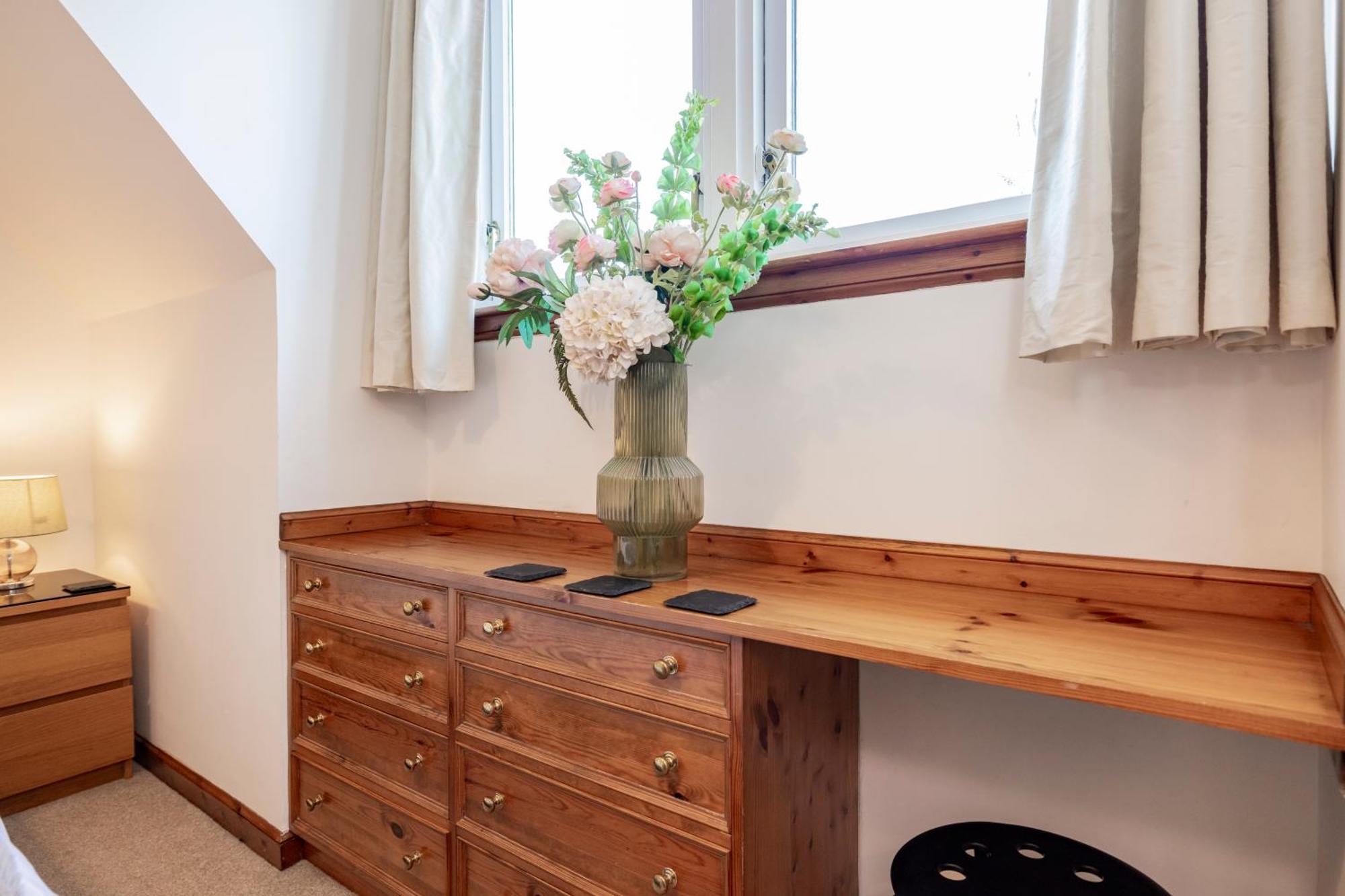 אינברורי Bright House With Garden & Patio In Market Town מראה חיצוני תמונה